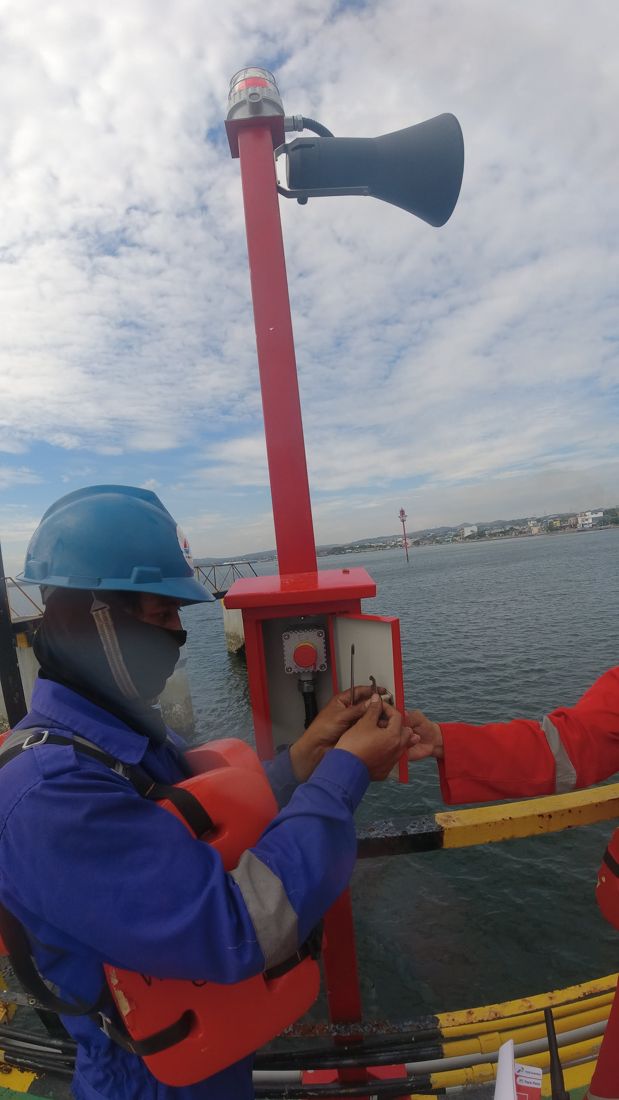 Pemasangan sirene Early Warning System · Pare Pare